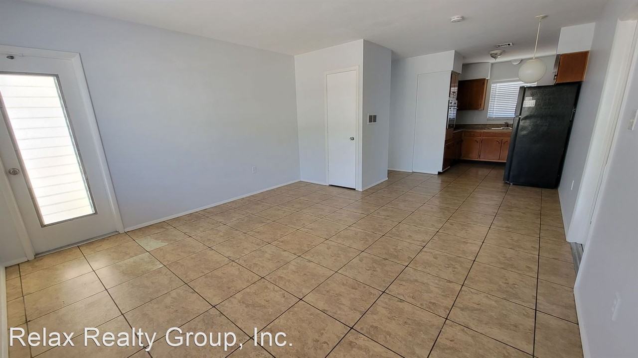 505 Manatee Ct. - Photo 3 of 16