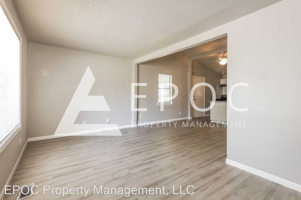 3737 Sw 26th St - Photo 3 of 16