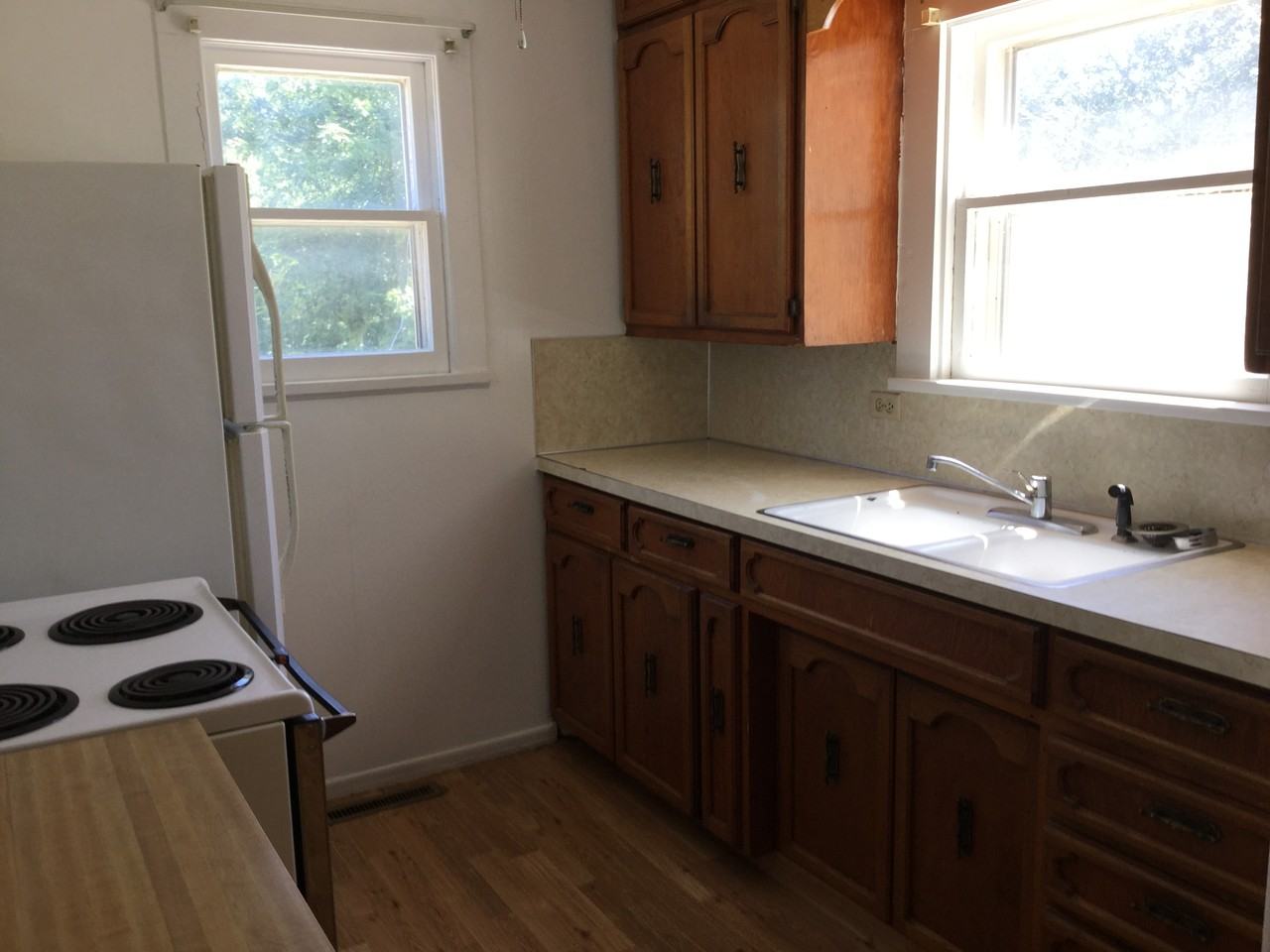 440 W 13th St - Photo 2 of 7