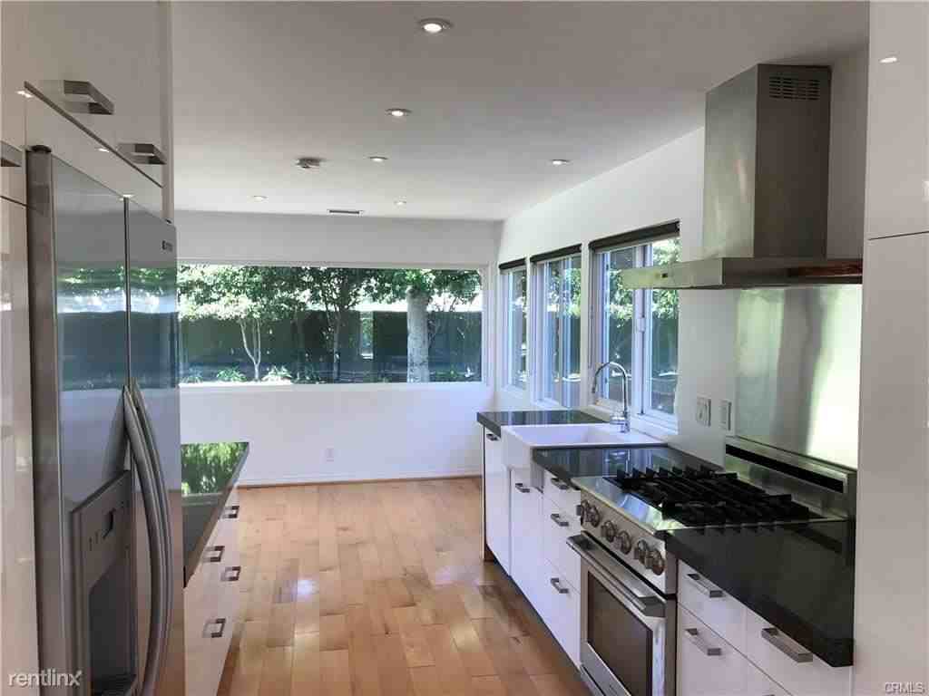 3860 Ocean Birch Dr - Photo 2 of 10