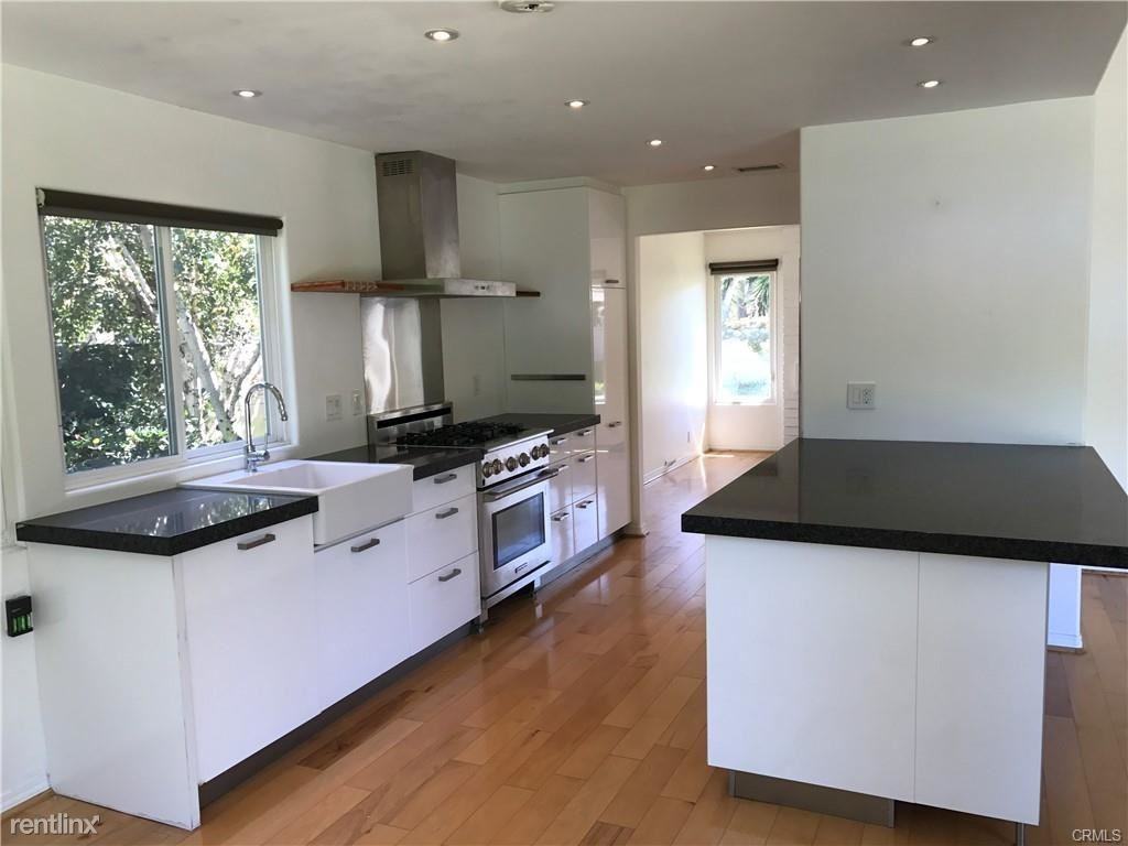 3860 Ocean Birch Dr - Photo 3 of 10