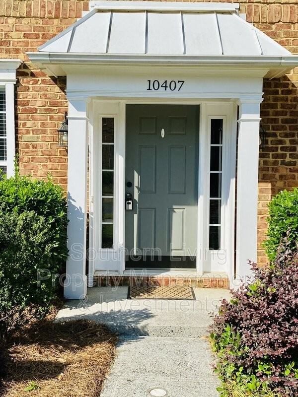 10407 Winslet Dr - Photo 3 of 25