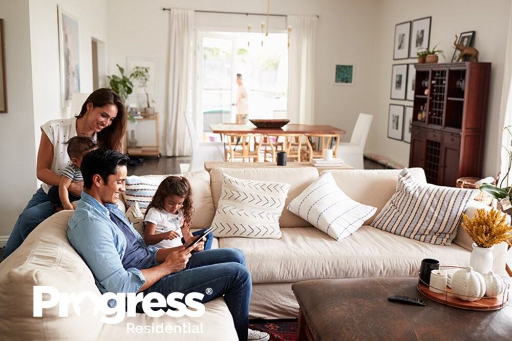 8312 Crescent Oaks Dr - Photo 2 of 5