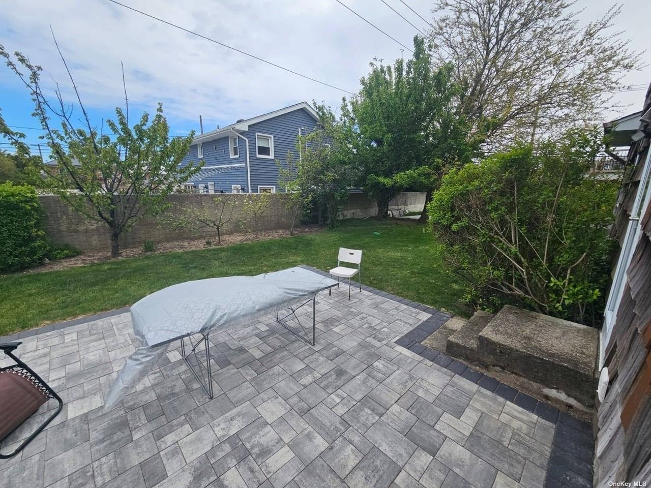 82 Mark Lane - Photo 2 of 16