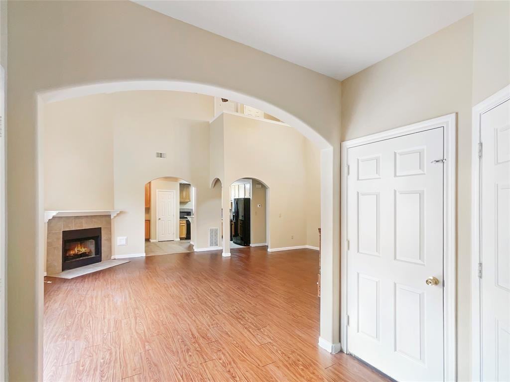 3746 E Ashford Villa Ln - Photo 3 of 17