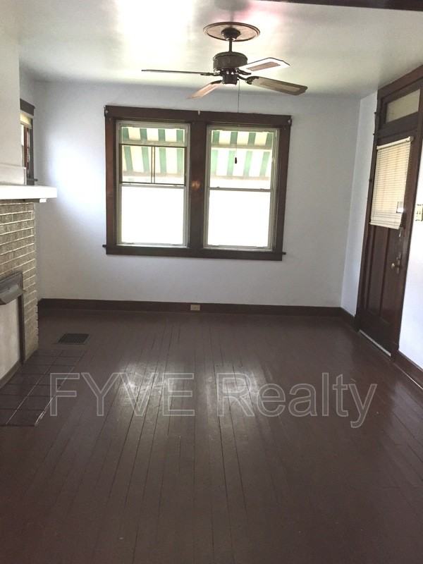1123 Woodland Ave - Photo 2 of 11