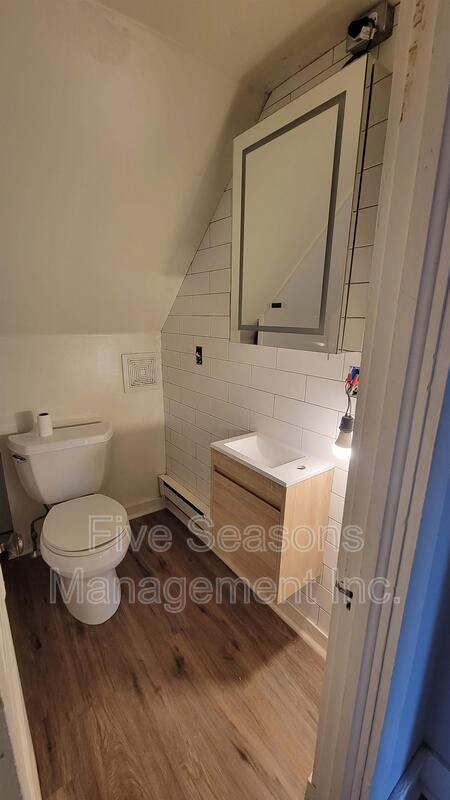 19 Fletcher Pl - Photo 5 of 23