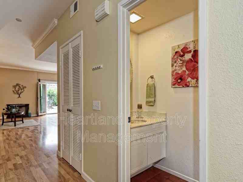 17443 Port Marnock Dr - Photo 4 of 27