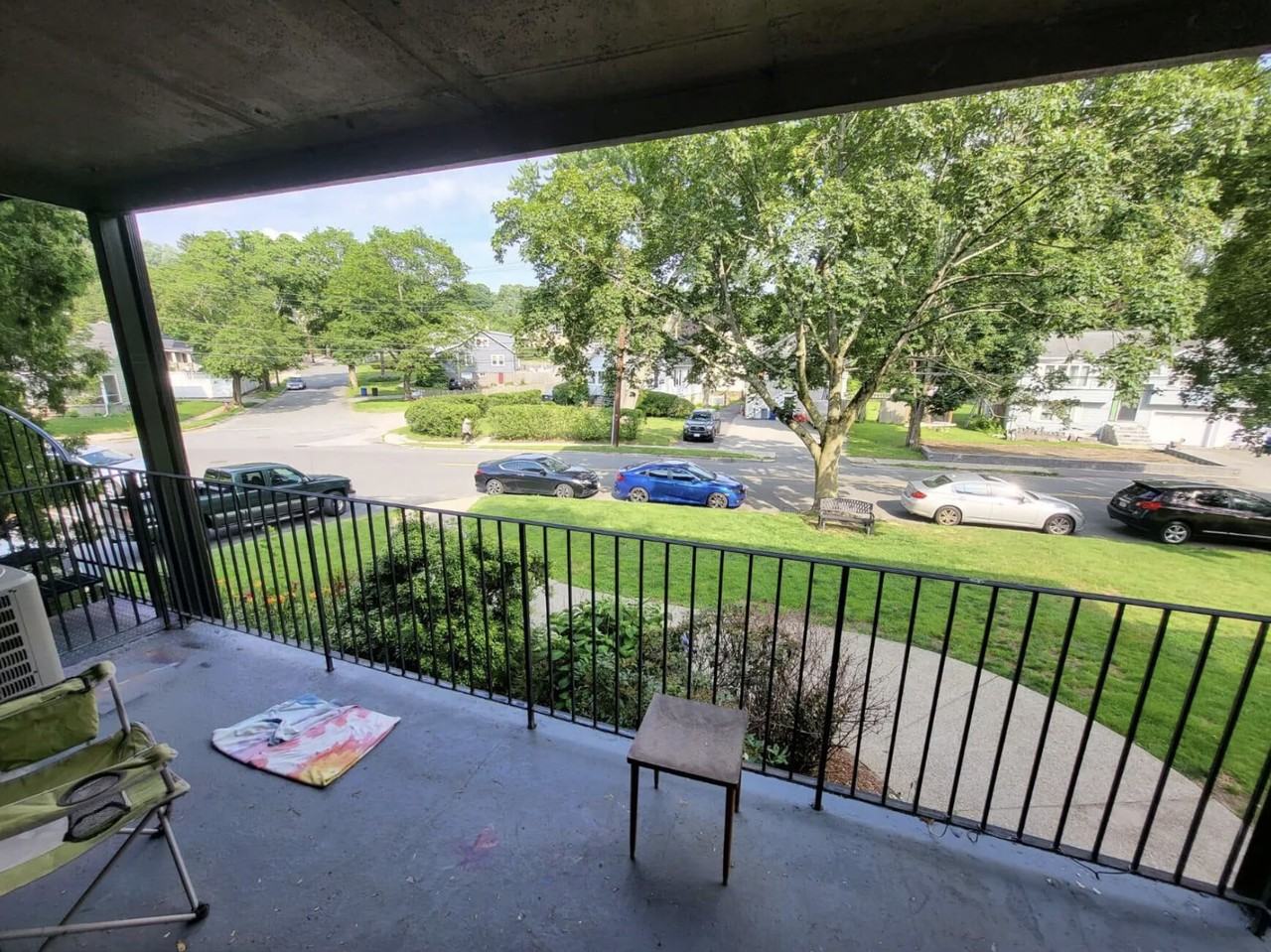 202 Central St #12 - Photo 2 of 9