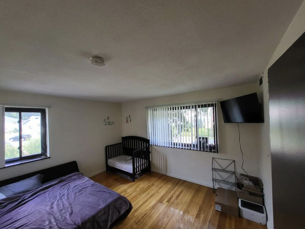 202 Central St #12 - Photo 5 of 9