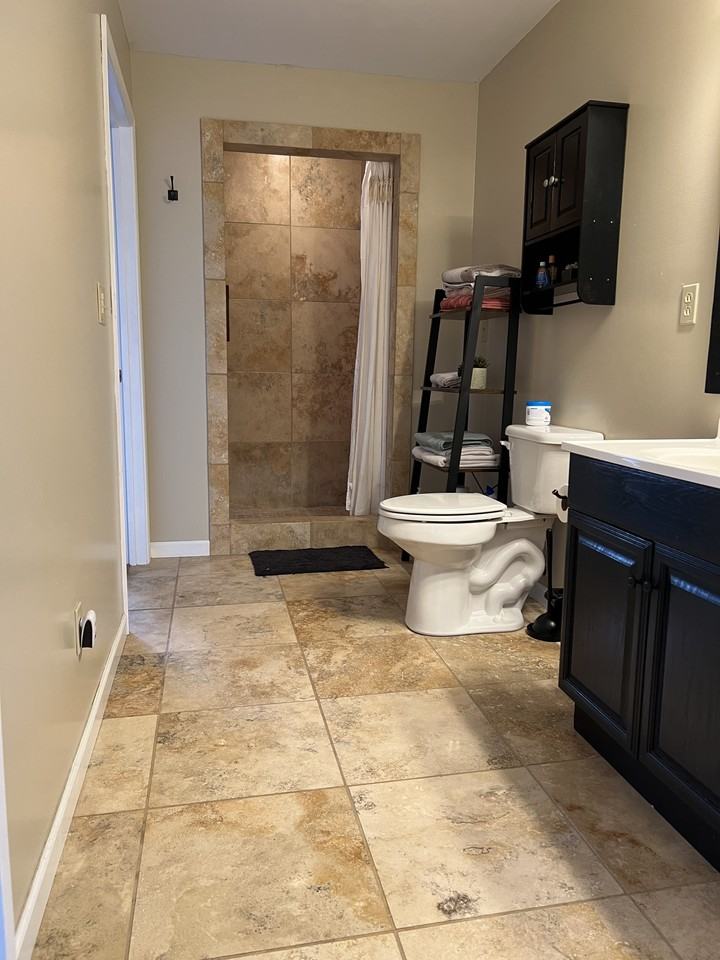 245 Mountvista Court - Photo 2 of 7