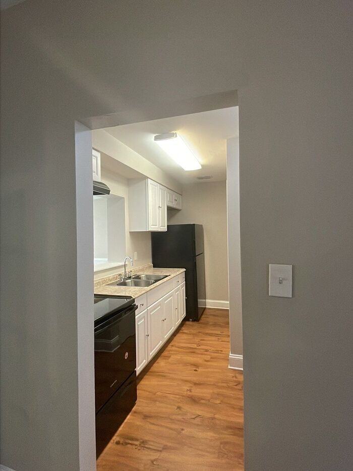 1703 Hazelhurst Dr - Photo 3 of 5