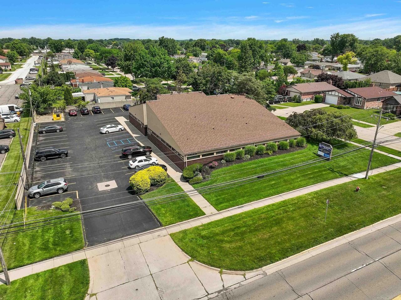 9001 15 Mile Rd - Photo 2 of 4