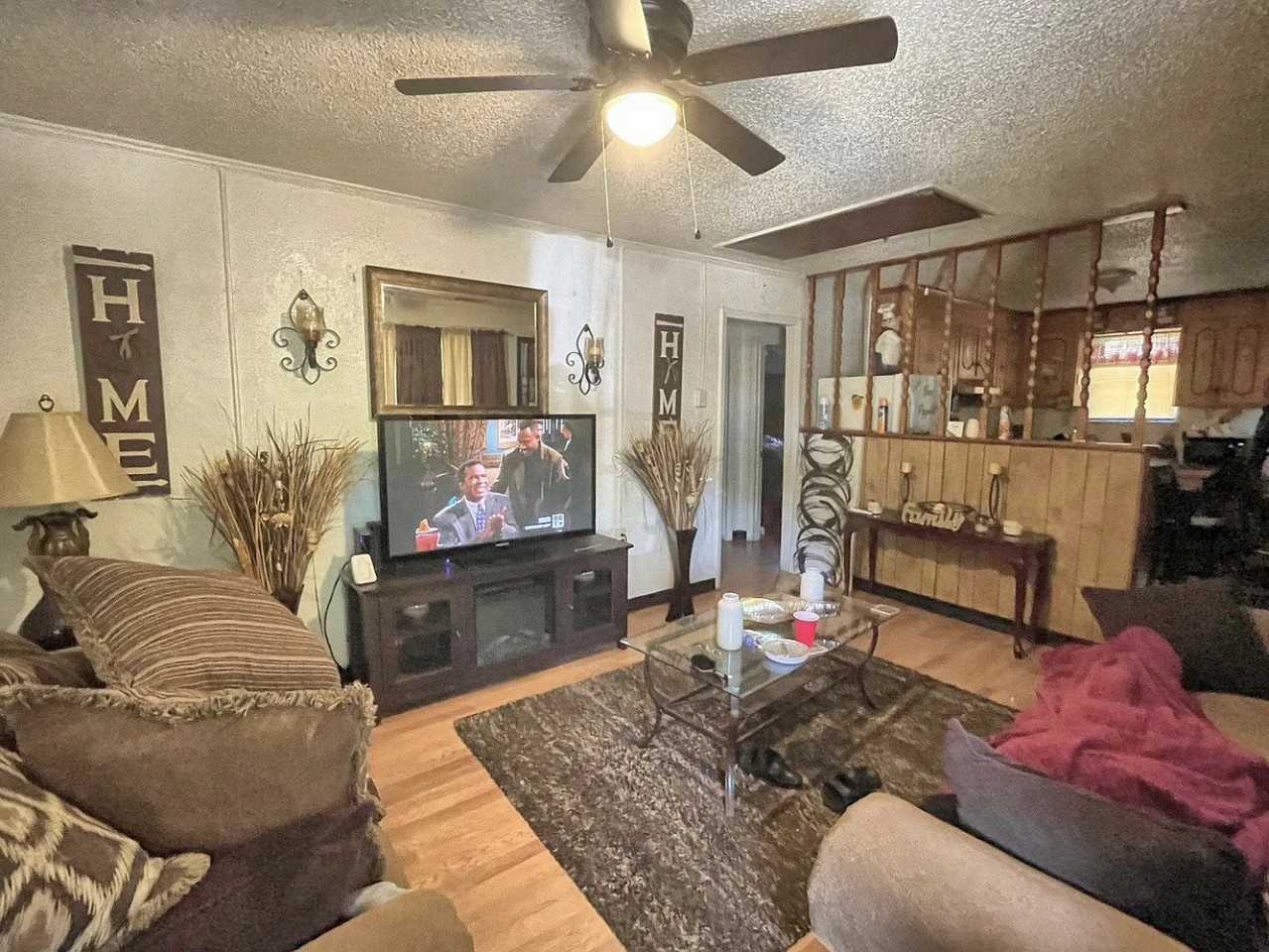 407 Fowler Aly #A - Photo 3 of 3