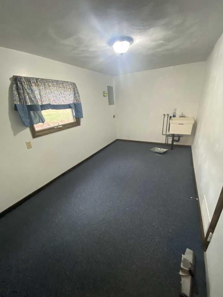 2411 Weaver Dr #2411 - Photo 3 of 7