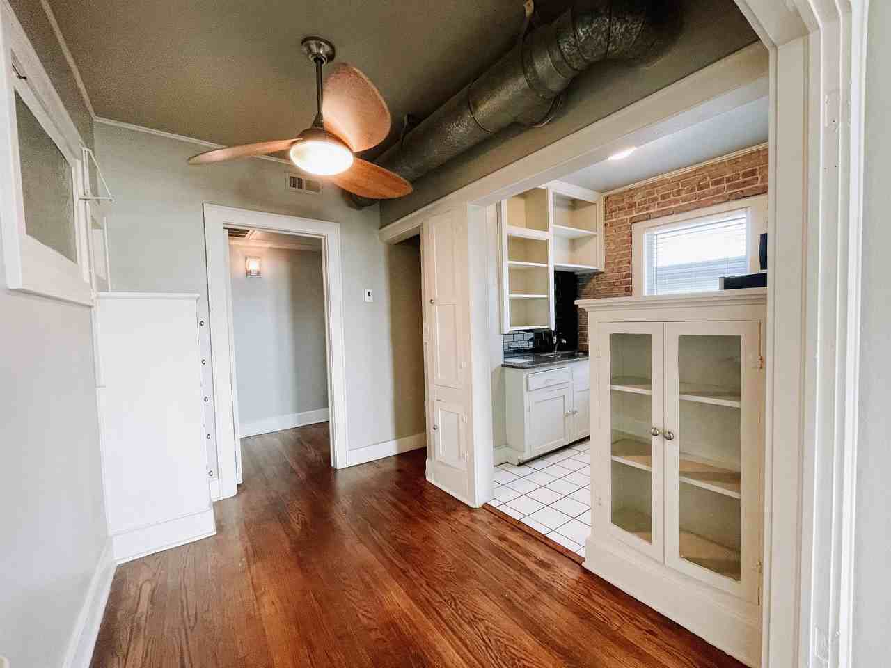 429 N.W. 11th StreetUnit 02 #02 - Photo 7 of 17