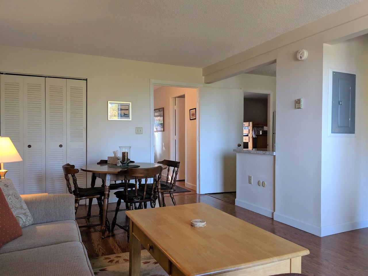 160 Treetop Cir #1 - Photo 3 of 10