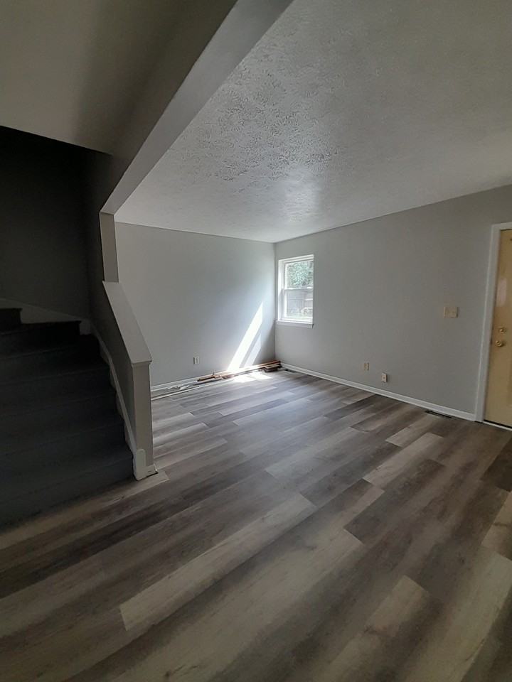 244 E Prospect St #244 - Photo 4 of 10