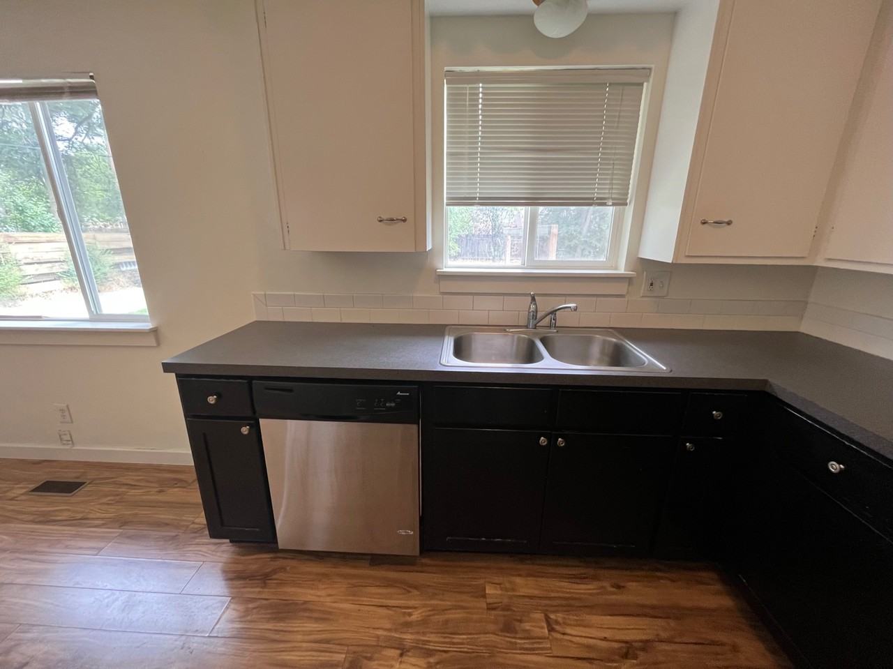 1826 S Pacific St #1 - Photo 7 of 20