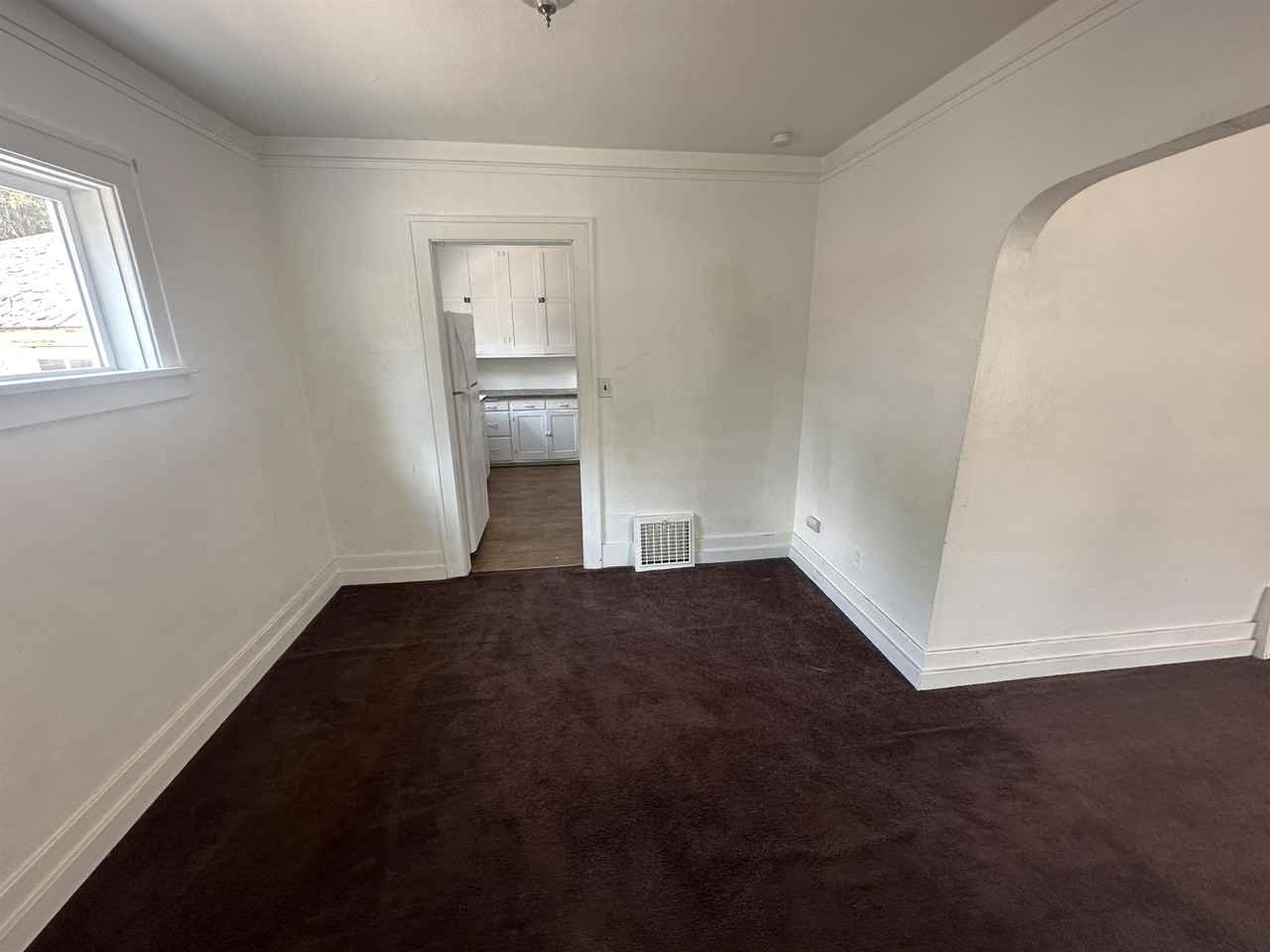 611 6th Street - 611 A #611A - Photo 3 of 8