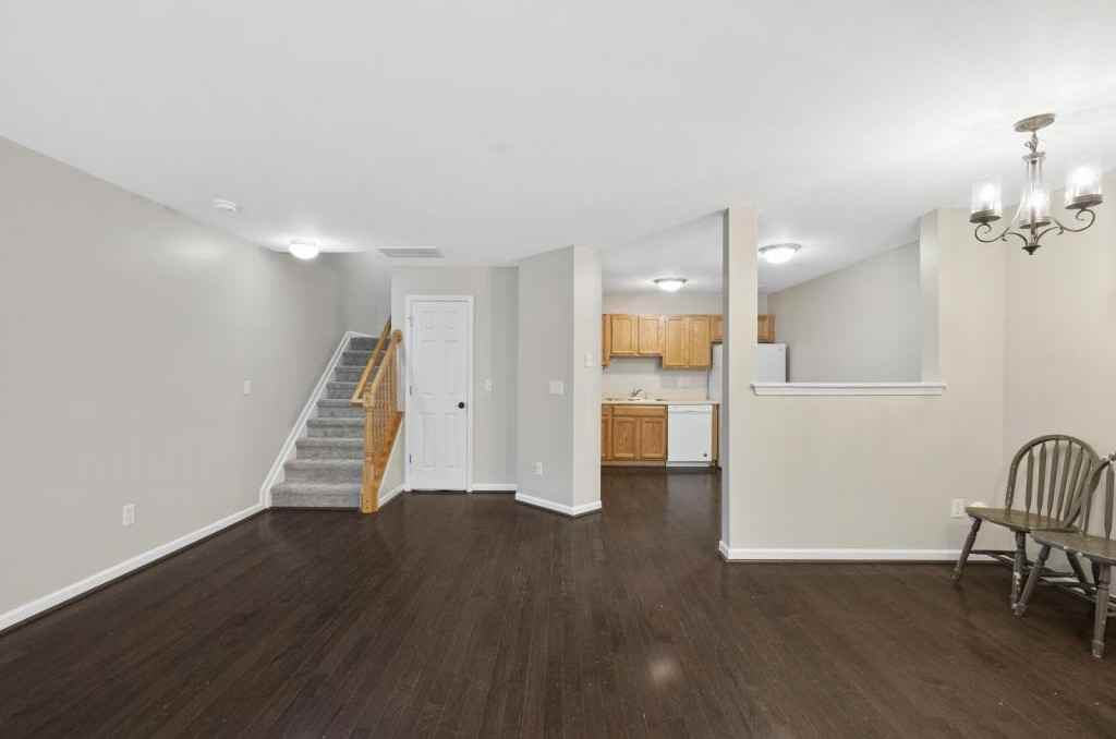 3011 3011 #107 Barrymore Street - Photo 4 of 33