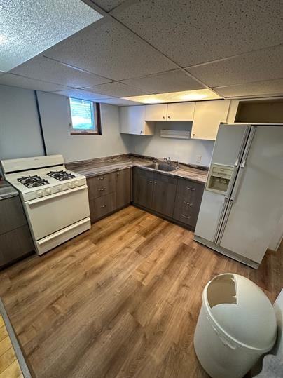 1107 Lake Blvd Ne - Photo 3 of 26