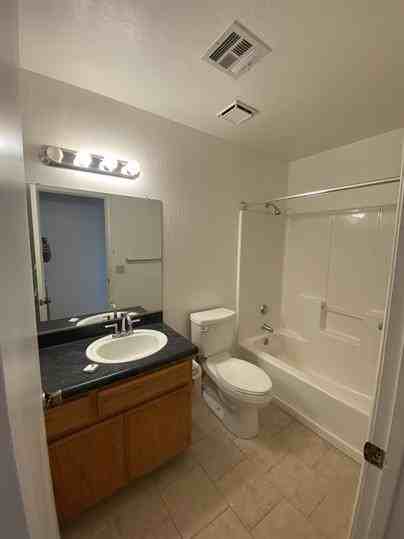 18161 Rawhide Ct - Photo 2 of 7