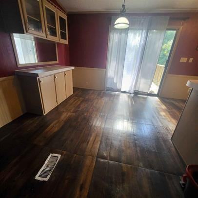 1843 Vo Tech Rd - Photo 2 of 7