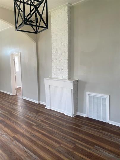 156 Louisiana St - Photo 3 of 13