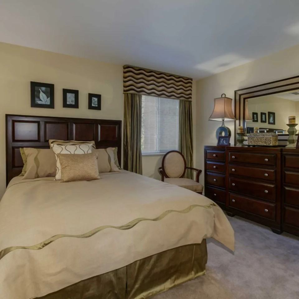 Eagles Walk Apartments - Photo 5 of 30