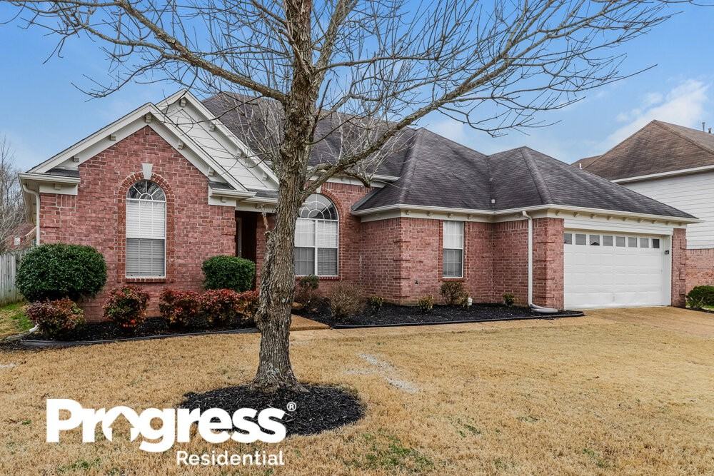 1236 Stable Run Dr - Photo 2 of 16