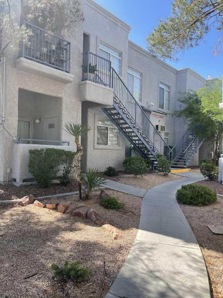 2201 Ramsgate Dr #915
