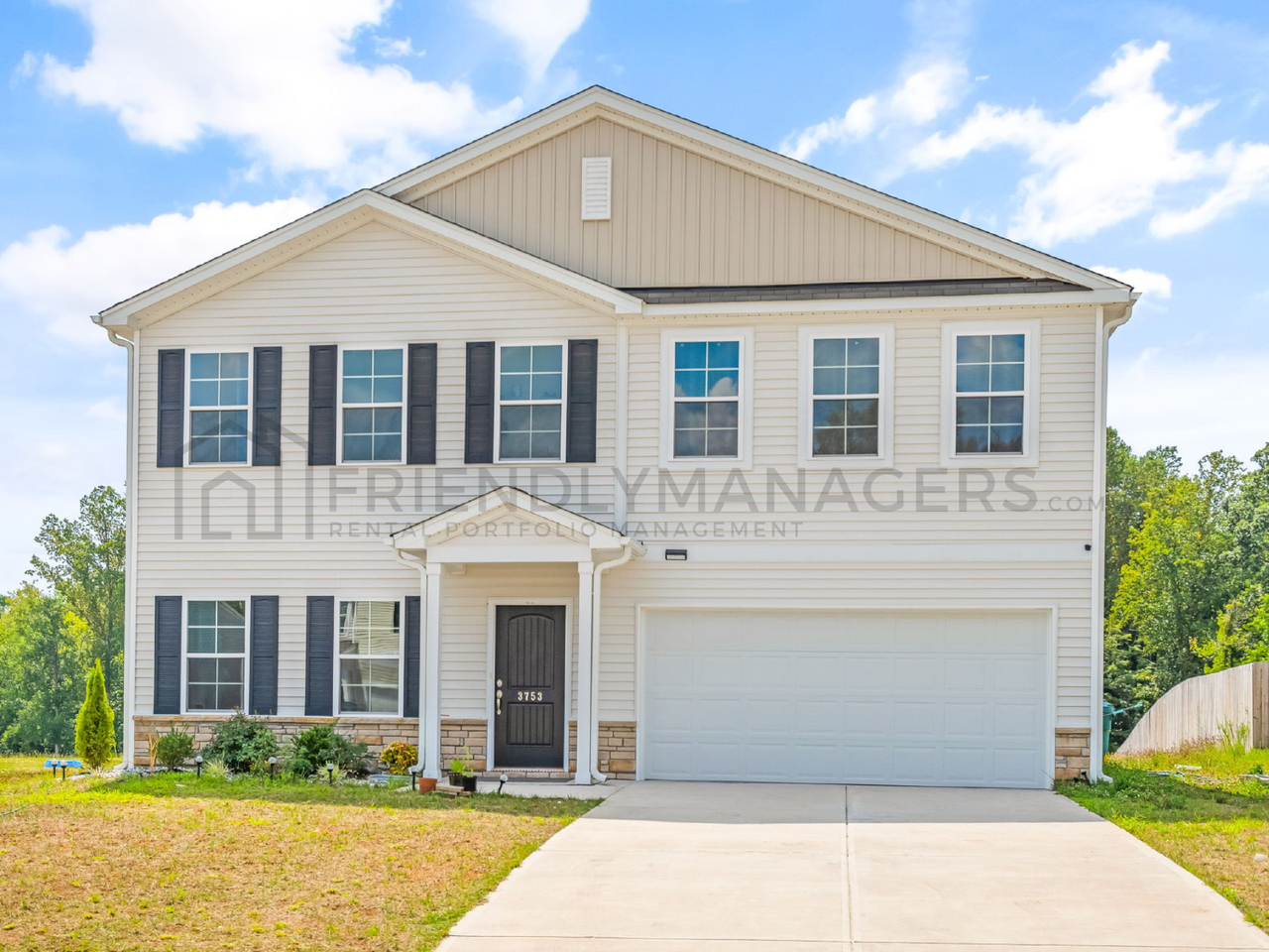 3753 Streamside Dr - Photo 3 of 32