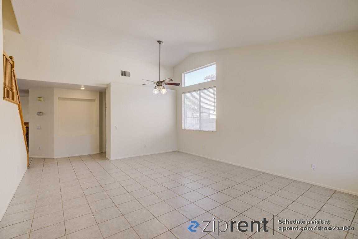 32779 Freesia Way - Photo 2 of 23