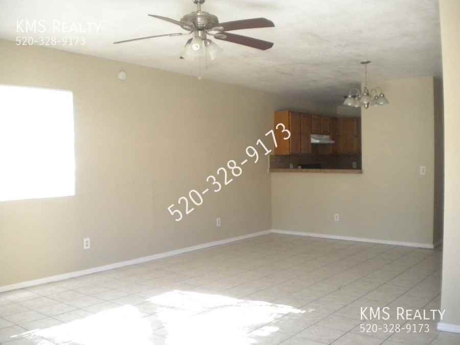 3381 S Mission Rd - Photo 3 of 27