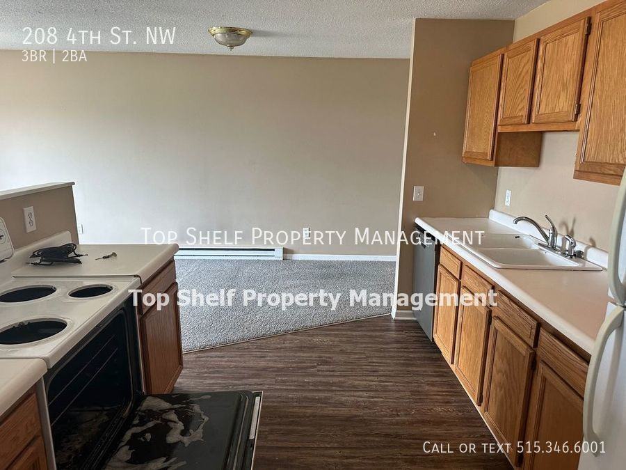 208 4th St Nw - Photo 2 of 7