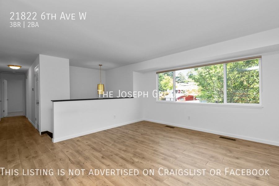 21822 6th Ave W - Photo 3 of 35