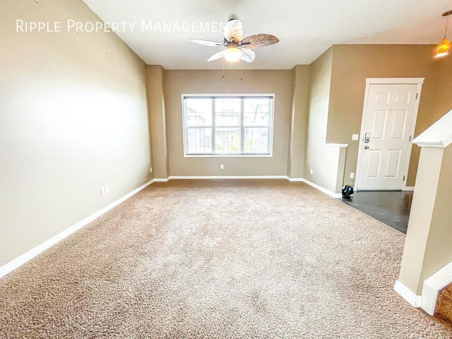 2009 Reunion Link Nw - Photo 2 of 29