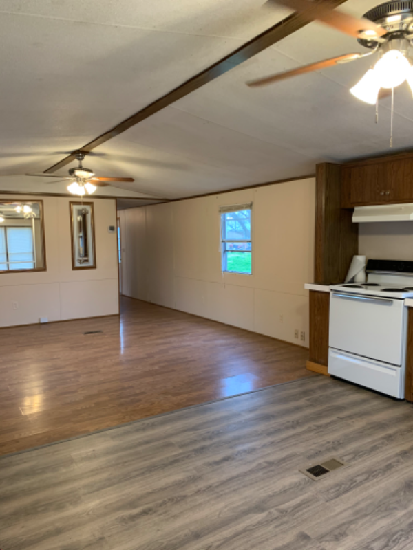55 Newton Rd - Photo 3 of 12