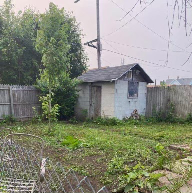 1963 N Erie St - Photo 2 of 13