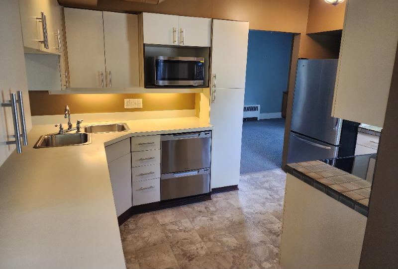 328 4th St - Photo 2 of 17