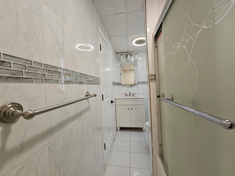 113 Boston St #2 - Photo 3 of 4