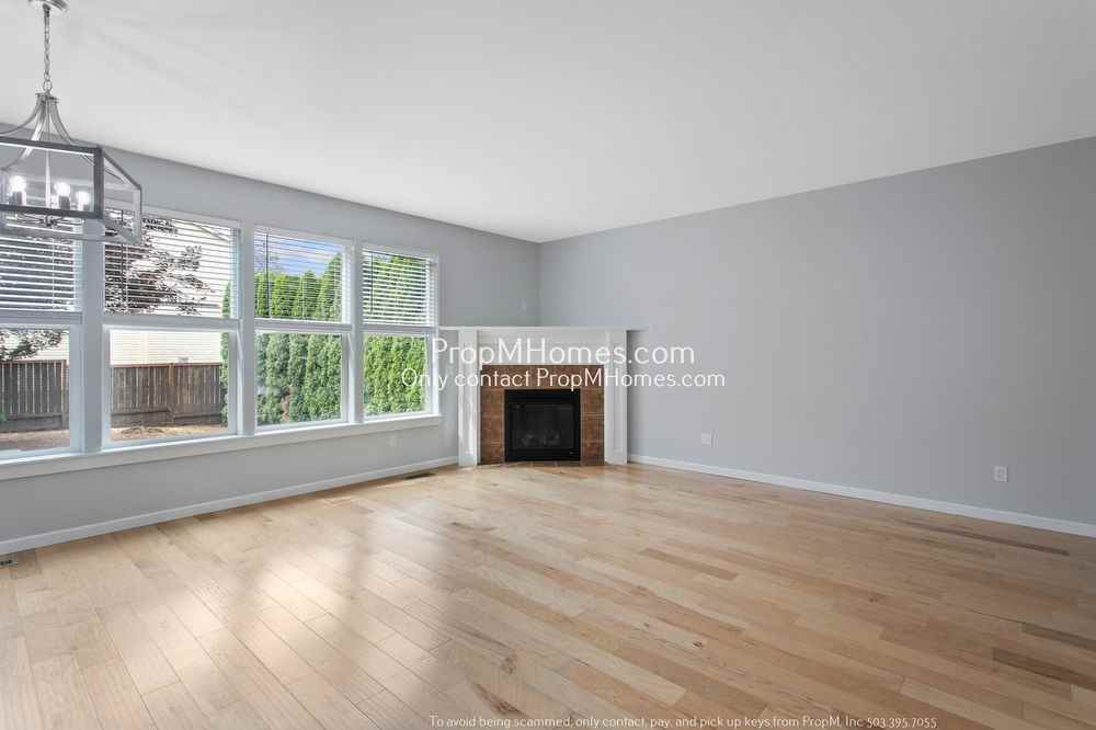 14376 Emily Pl - Photo 2 of 28