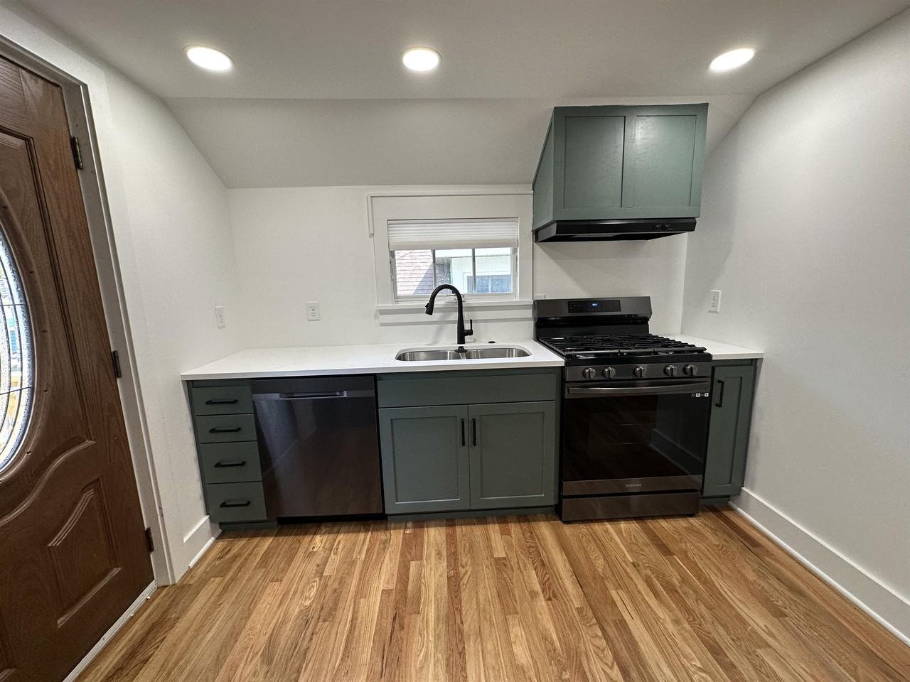 1306 New Hampshire - 2 #2 - Photo 2 of 16