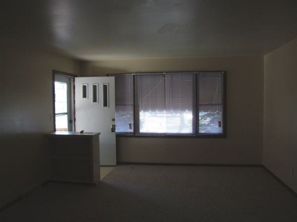 5796 Christie Ave SE - Photo 2 of 10