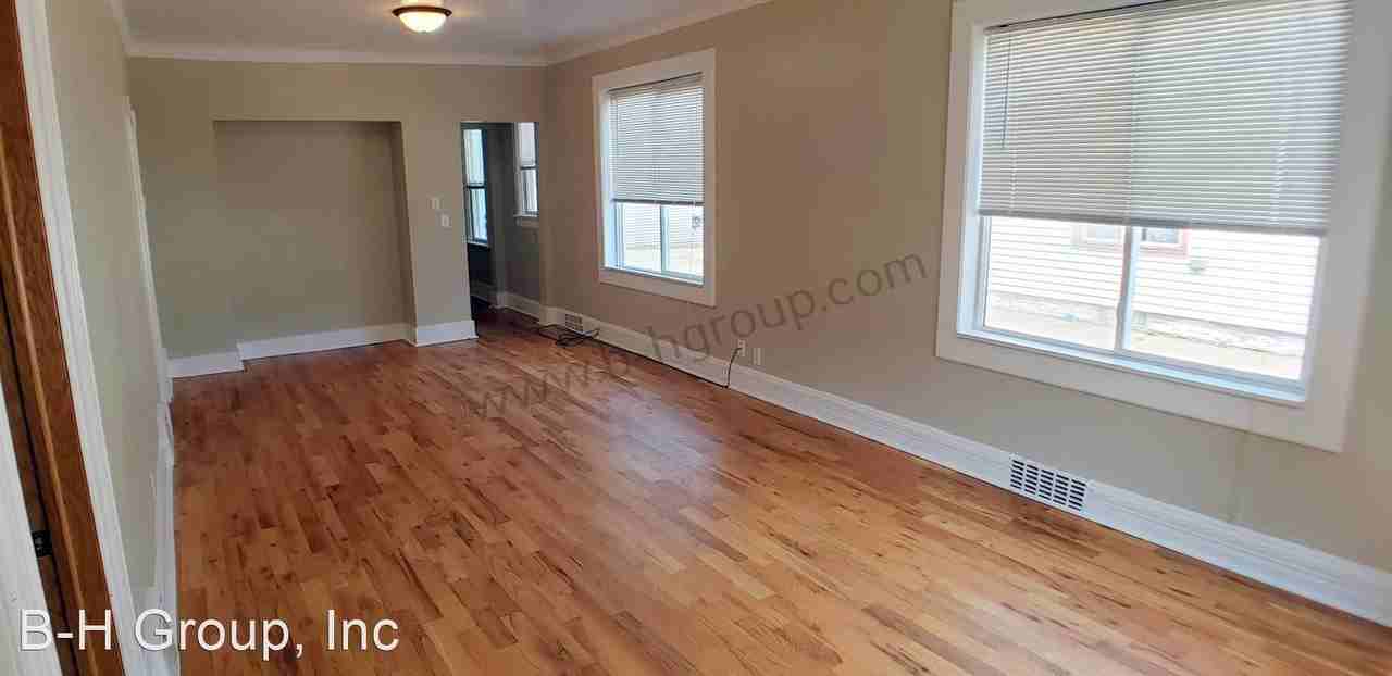 602 66th St - Photo 3 of 22