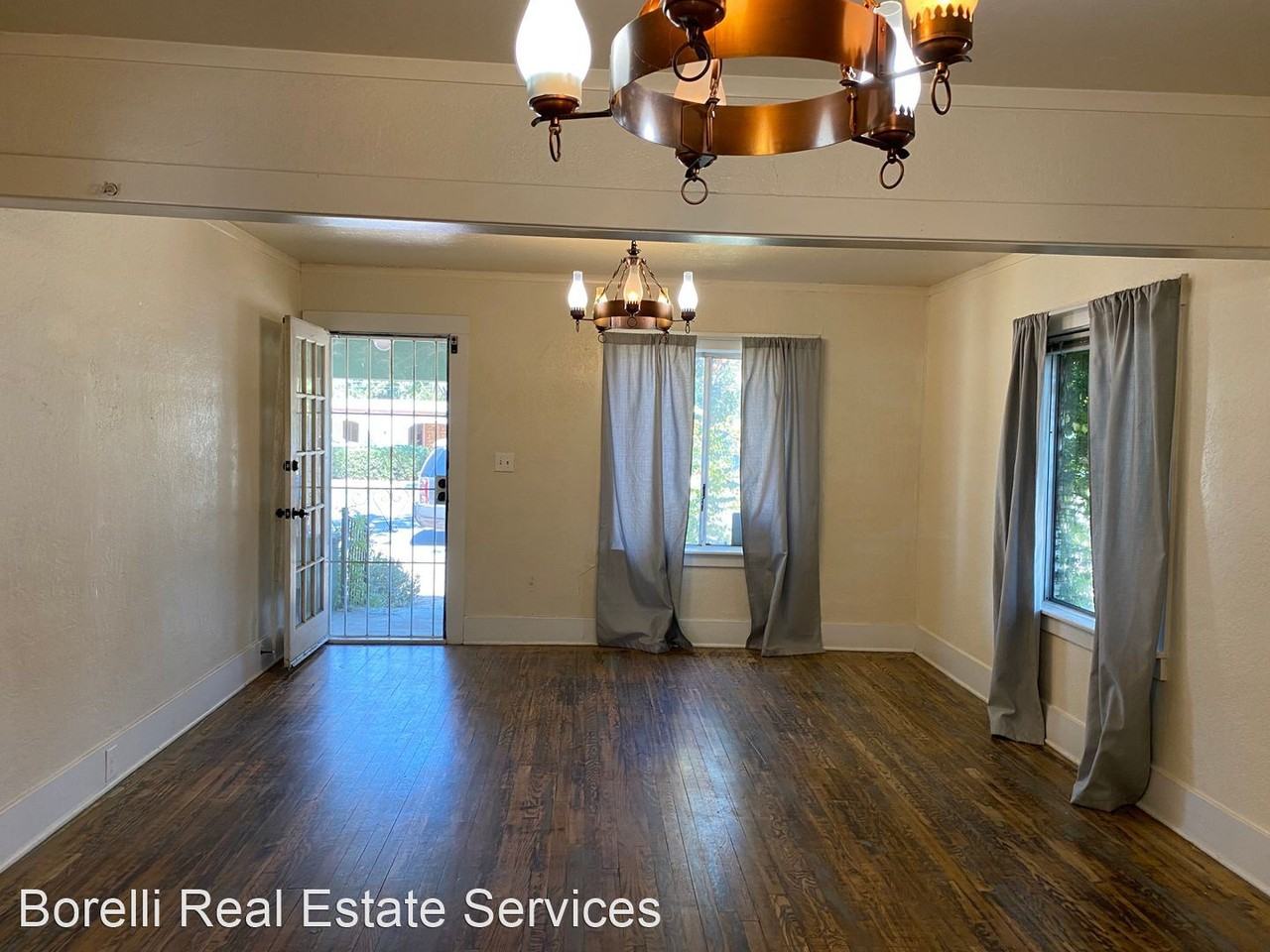 2333 Blossom St - Photo 2 of 11