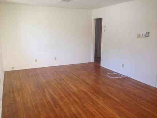 4422 Howard Ave - Photo 2 of 11