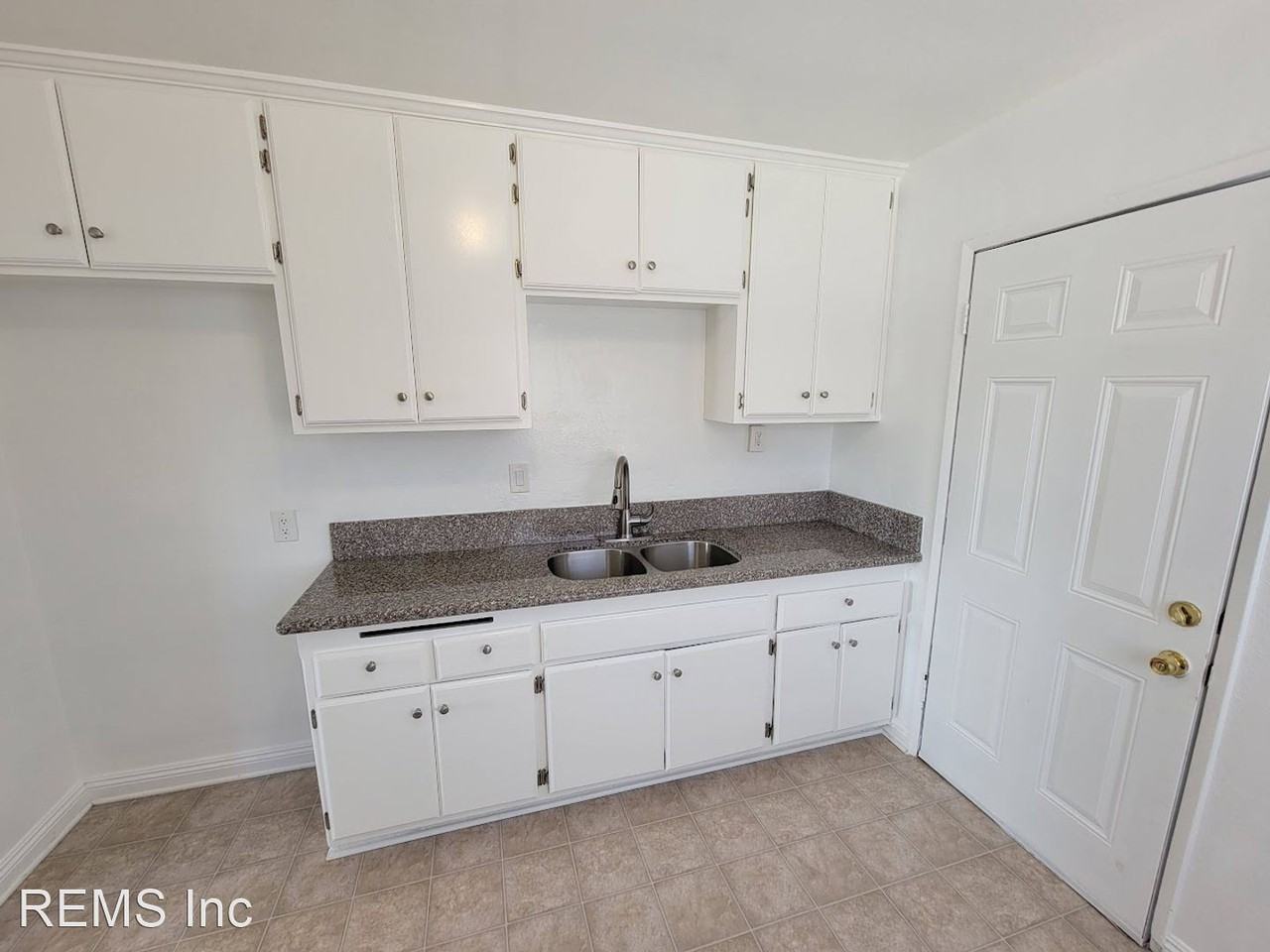 15340/40.5 AVIS AVENUE - Photo 3 of 10