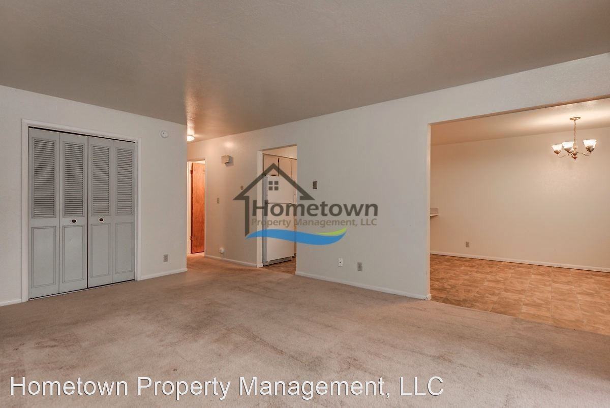 2432 & 2433 E Stowe Ct - Photo 3 of 22